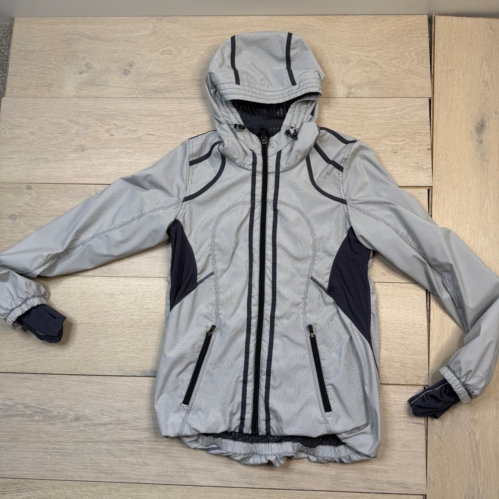 Lululemon Downtime Jacket - Picture 5 of 11